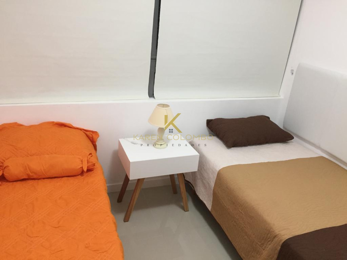 Apartamento ID.21094022 - Apartamento de 2 dormitorios en edificio Chronos , Punta del este  