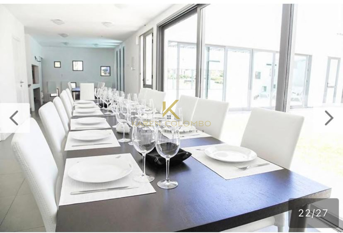 Apartamento ID.21094022 - Apartamento de 2 dormitorios en edificio Chronos , Punta del este  