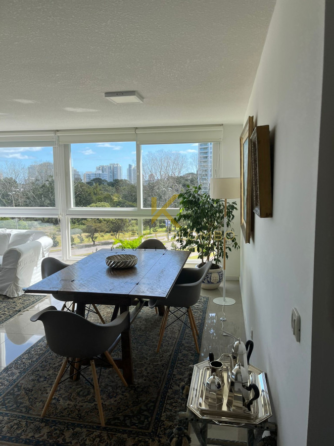 Apartamento ID.21094828 - Apartamento en venta de 2 dormitorios en Punta Del Este