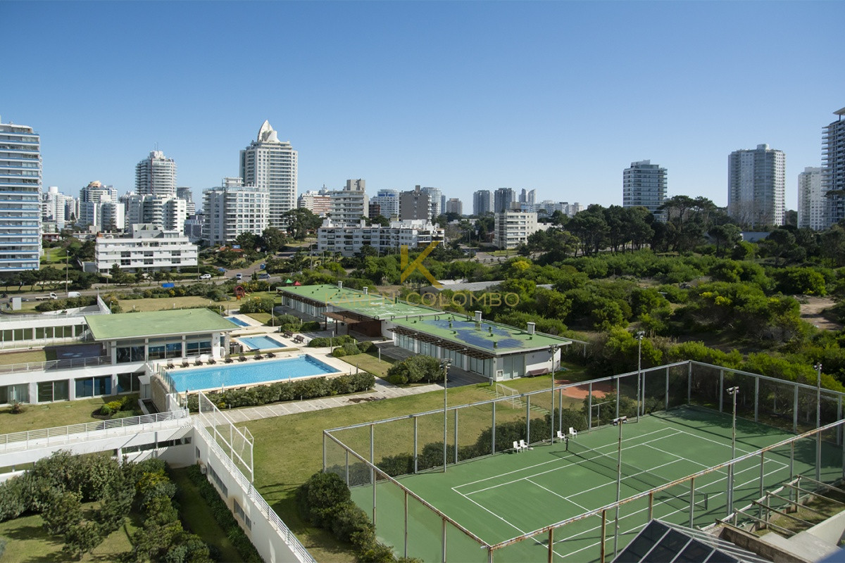Apartamento ID.21094048 - Departamento en torre de jerarquia en Playa Brava, Venta y alquiler.