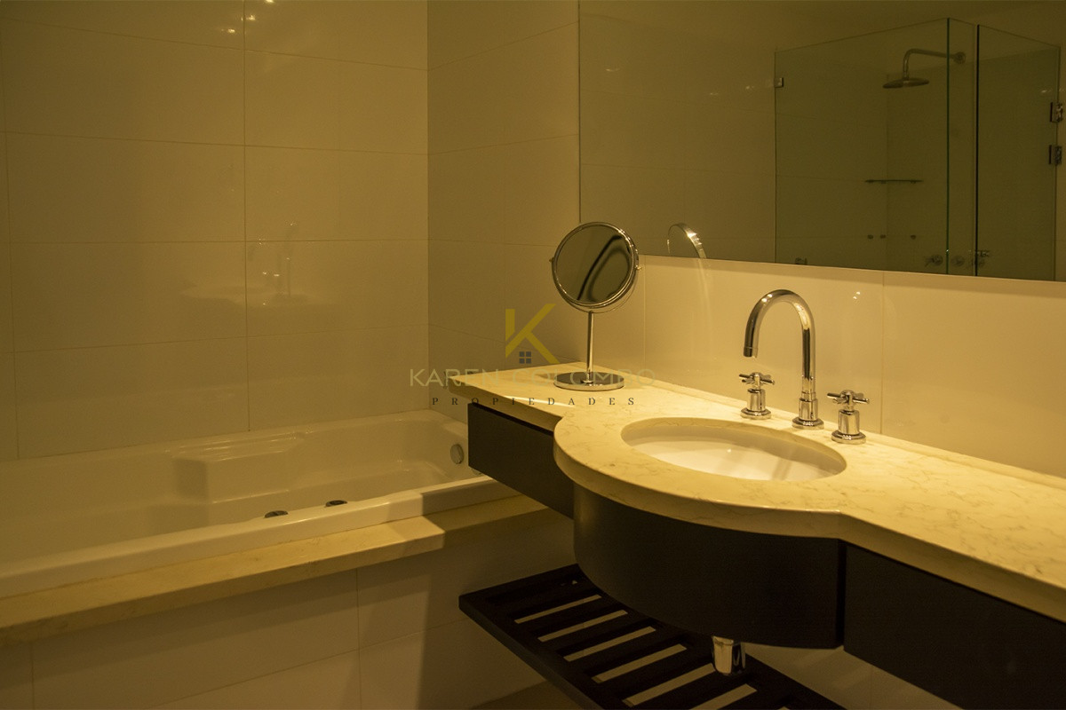 Apartamento ID.21094048 - Departamento en torre de jerarquia en Playa Brava, Venta y alquiler.