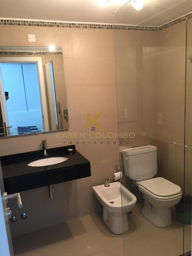 Apartamento ID.21094022 - Apartamento de 2 dormitorios en edificio Chronos , Punta del este  