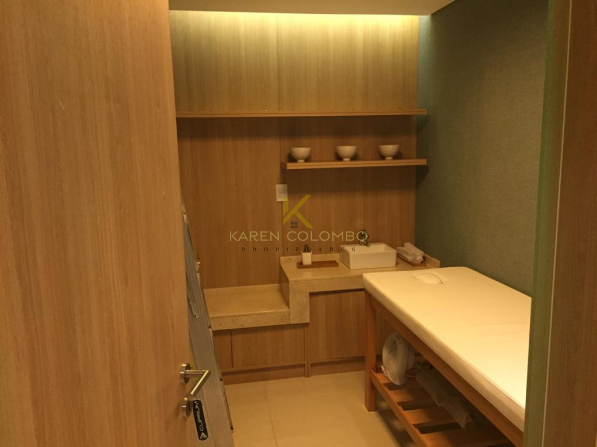 Apartamento ID.21094022 - Apartamento de 2 dormitorios en edificio Chronos , Punta del este  
