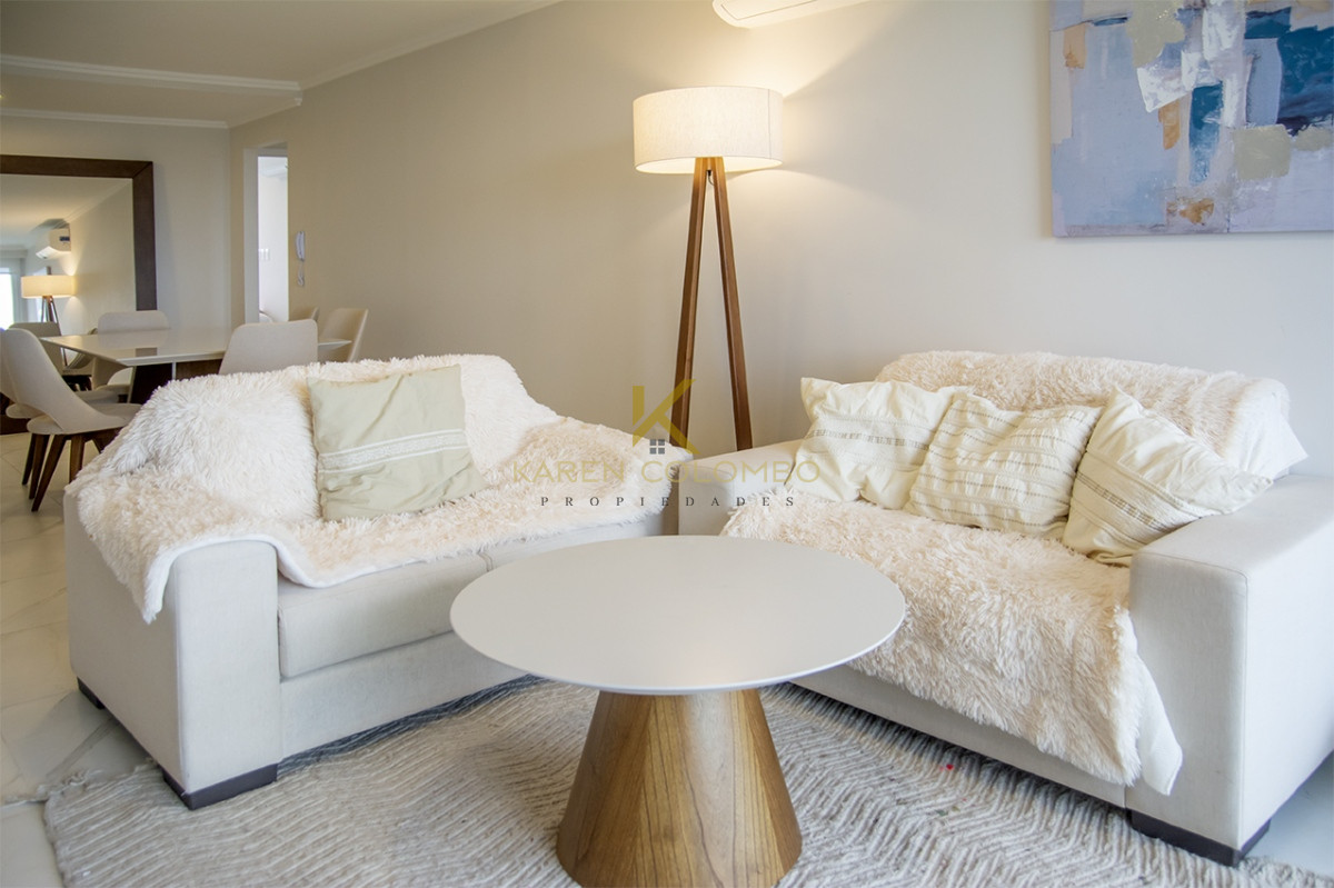 Apartamento ID.21095076 - Apartamento de 2 dormitorios en Playa Mansa , Punta del este 