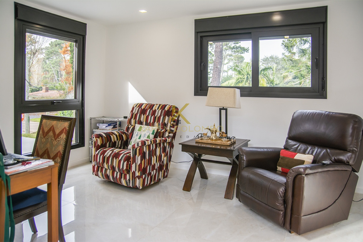 Casa ID.21095228 - Casa ideal de 4 dormitorios en suite en San Rafael Punta del Este.