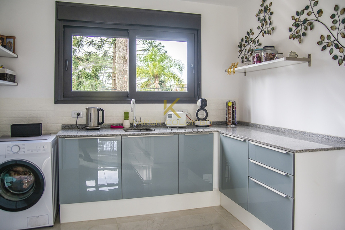 Casa ID.21095228 - Casa ideal de 4 dormitorios en suite en San Rafael Punta del Este.