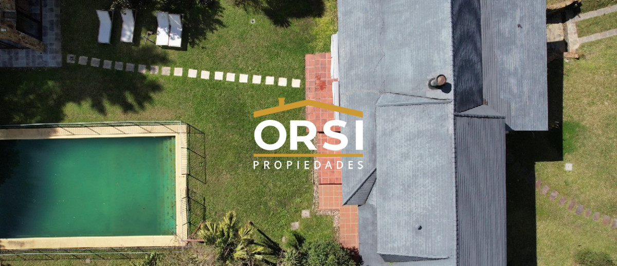 Casa ID.100 - Vende gran casa para vivir todo el año, de 3 dormitorios en Punta del Este 