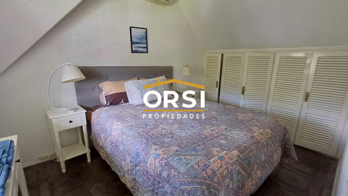Casa ID.100 - Vende gran casa para vivir todo el año, de 3 dormitorios en Punta del Este 