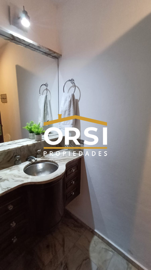 Casa ID.100 - Vende gran casa para vivir todo el año, de 3 dormitorios en Punta del Este 