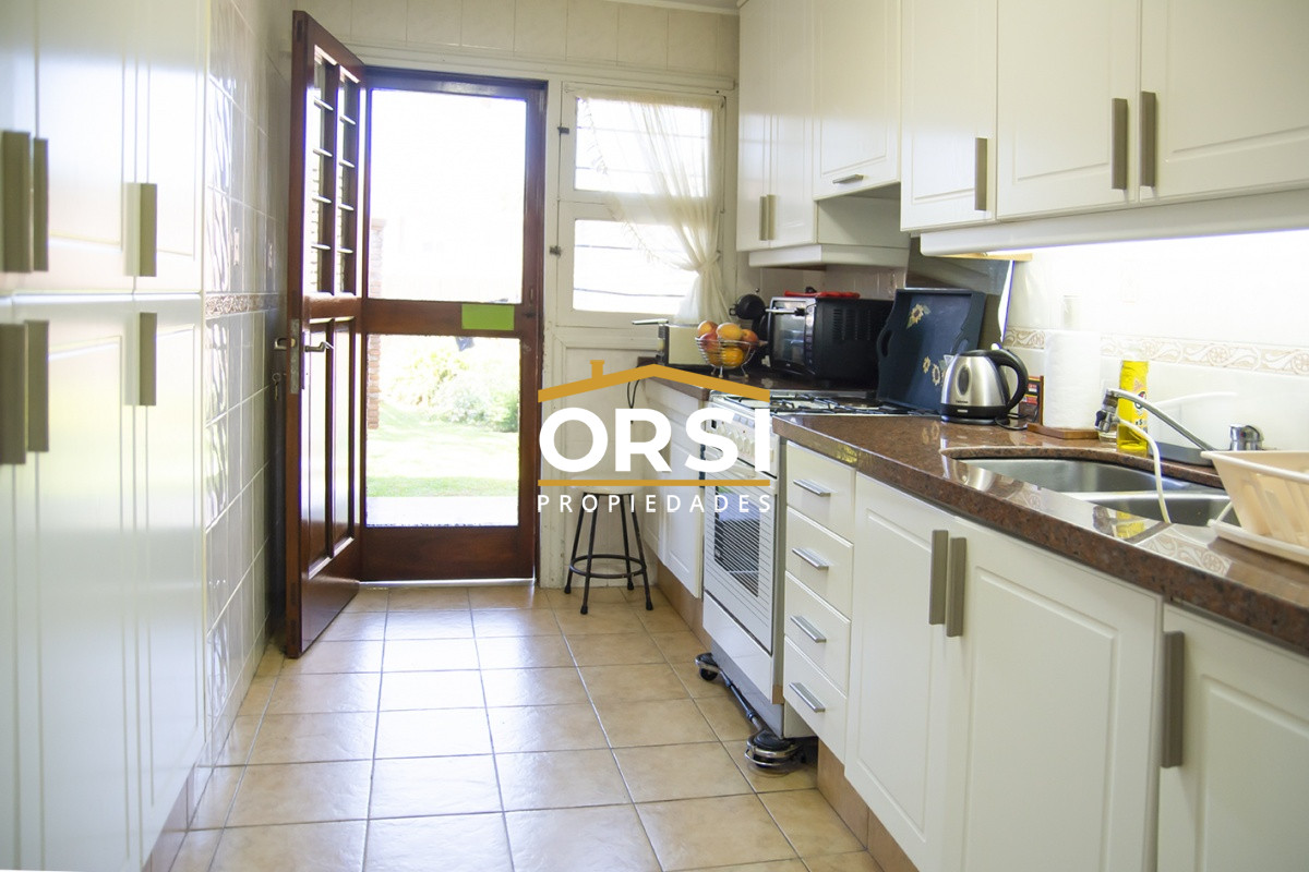 Casa ID.101 - Hermosa casa en venta a pocos metros del mar.