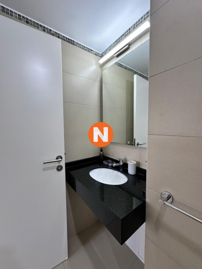 Apartamento Ref.224926 - Vende apartamento de 1 dormitorio y medio en Peninsula, Punta del Este