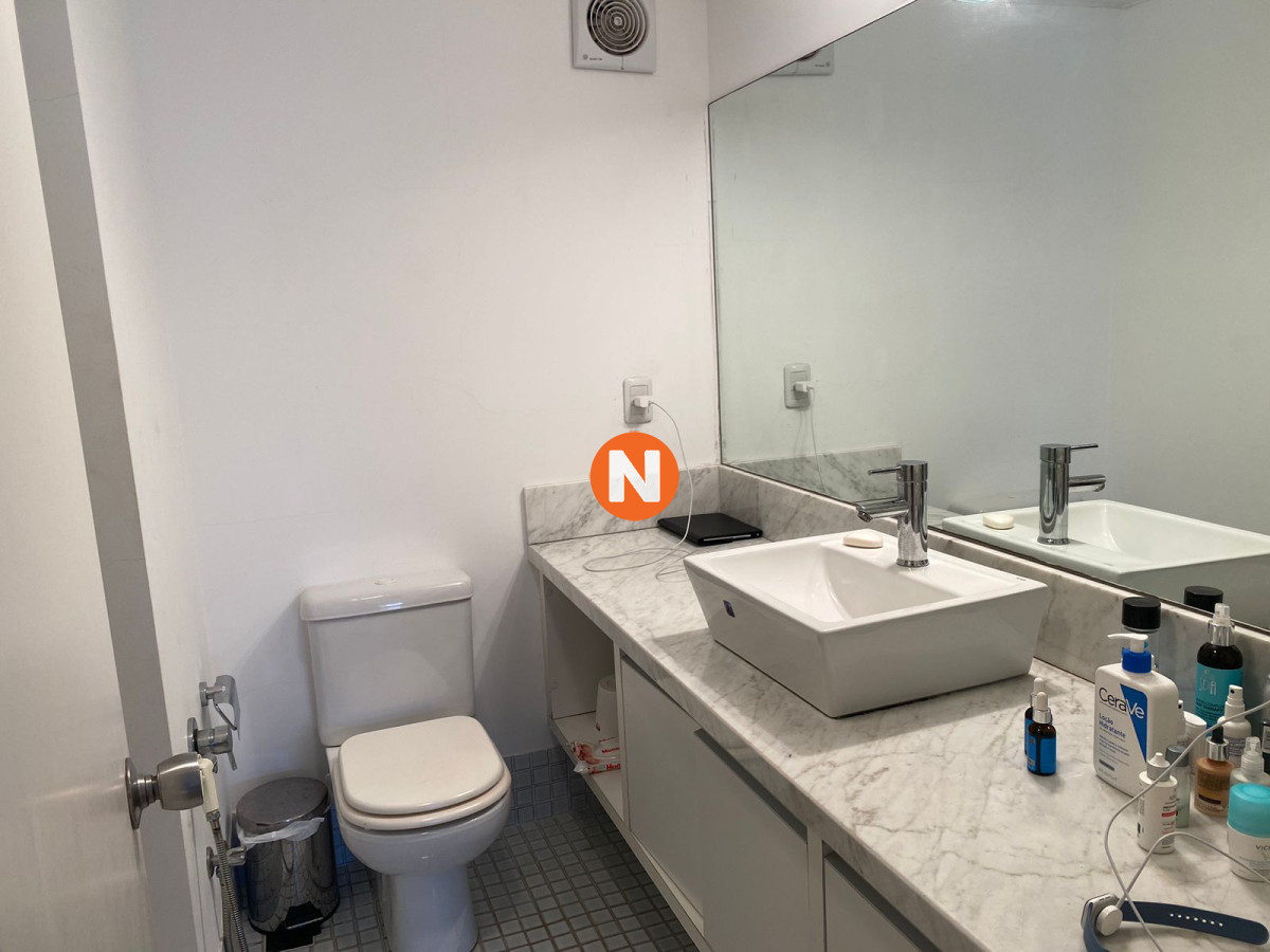 Apartamento Ref.225328 - En venta Departamento de 3 dormitorios acogedor con 2 Terrazas en Punta del Este 
