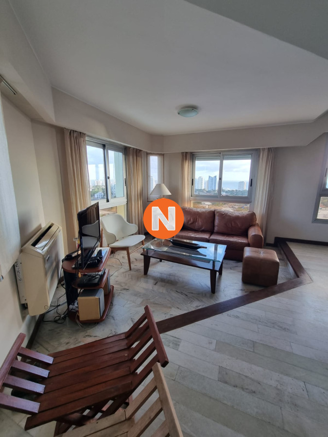 Apartamento Ref.224961 - Vende espectacular apartamento de 3 dormitorios en Punta del Este