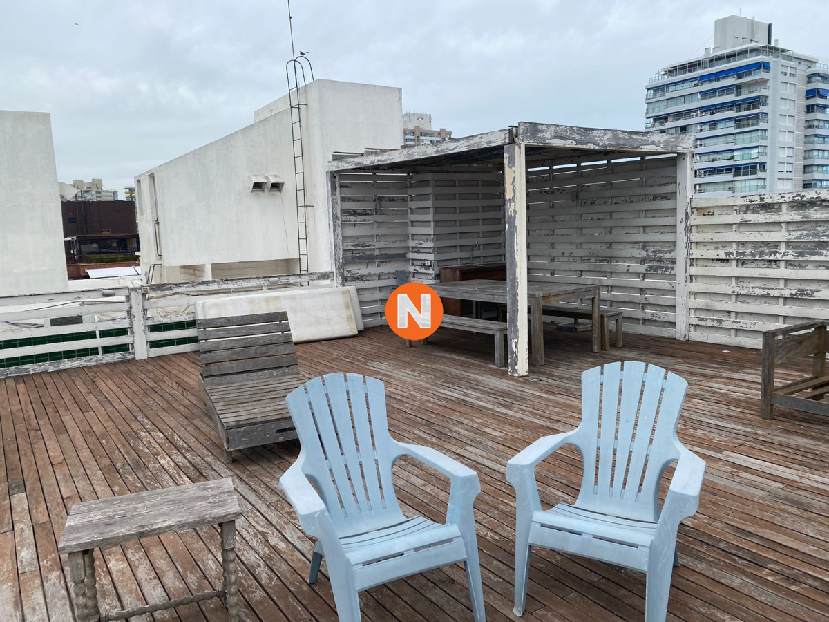 Apartamento Ref.225328 - En venta Departamento de 3 dormitorios acogedor con 2 Terrazas en Punta del Este 