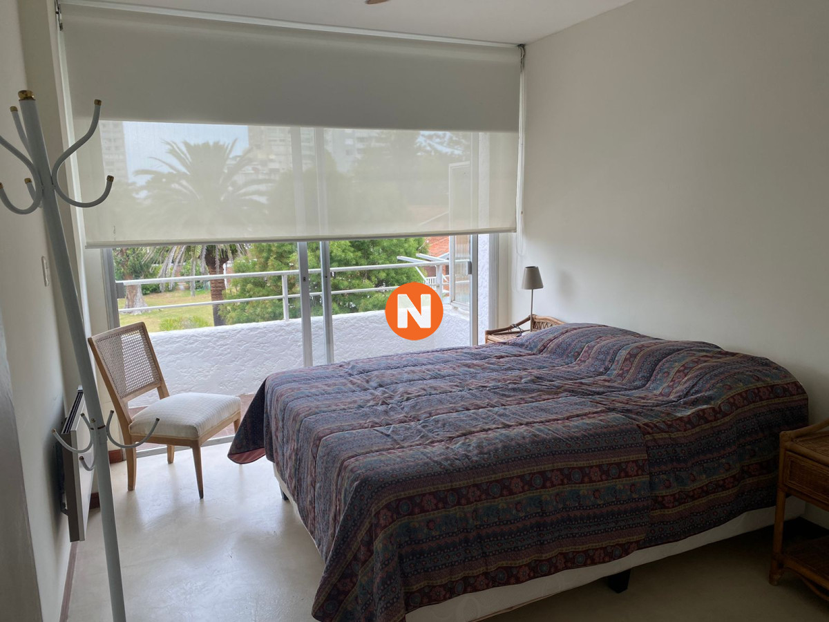 Apartamento Ref.225328 - En venta Departamento de 3 dormitorios acogedor con 2 Terrazas en Punta del Este 