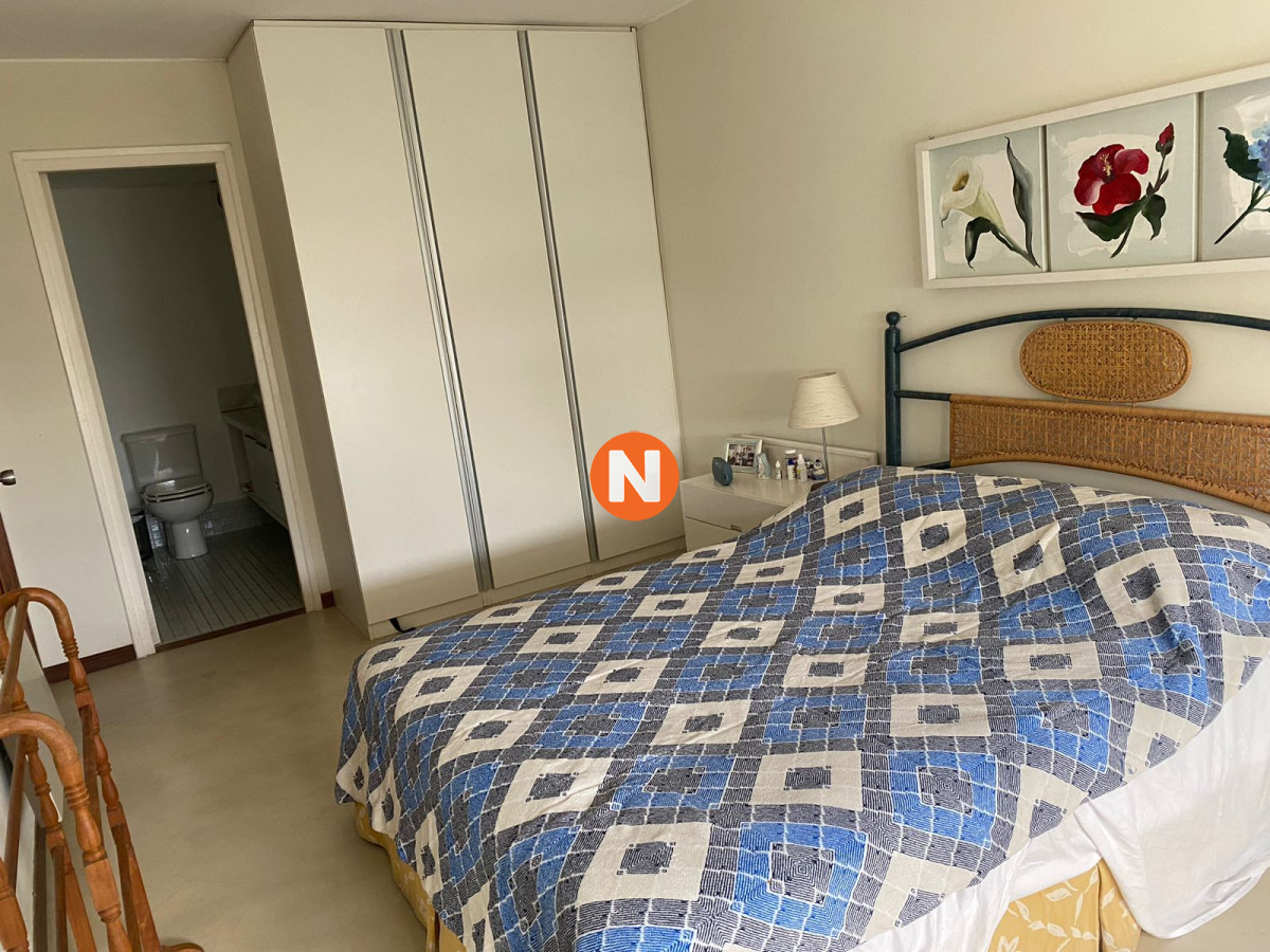 Apartamento Ref.225328 - En venta Departamento de 3 dormitorios acogedor con 2 Terrazas en Punta del Este 