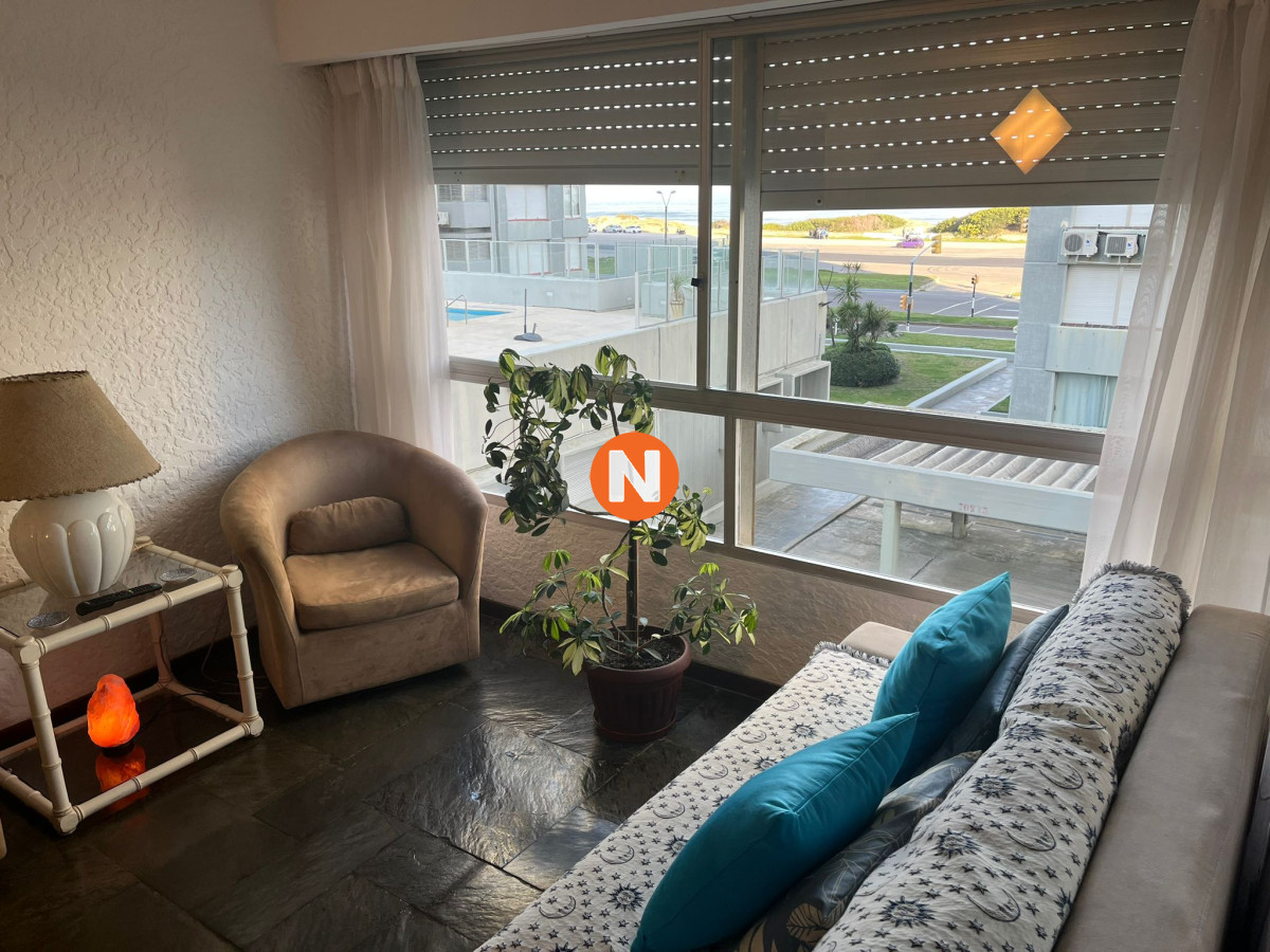 Apartamento Ref.222821 - Apartamento en Edifciio Torres del plata , Playa Brava , 1 dormitorio 