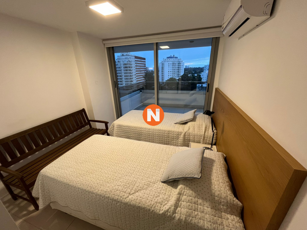 Apartamento Ref.222887 - Apartamento en Venta de 3 dormitorios en Aidy Grill , Punta del este 