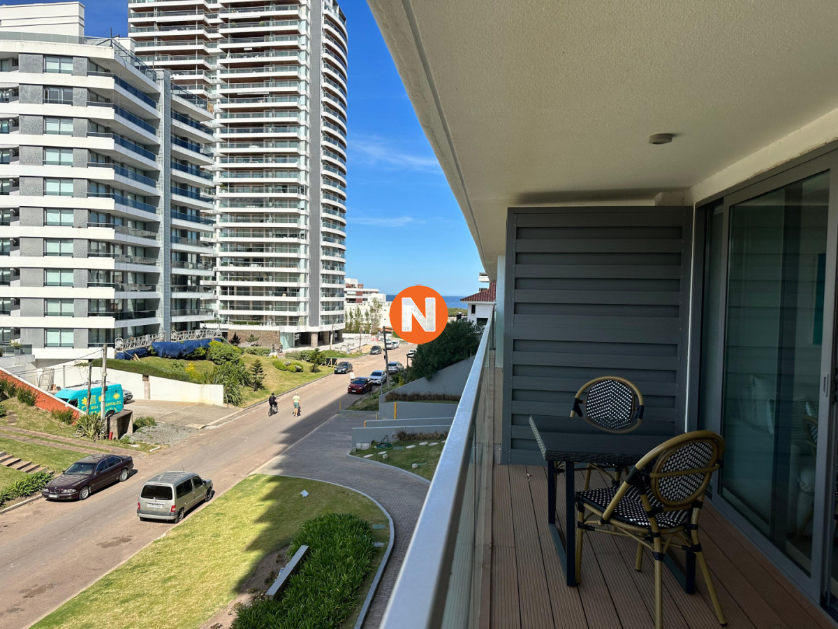 Apartamento Ref.224926 - Vende apartamento de 1 dormitorio y medio en Peninsula, Punta del Este