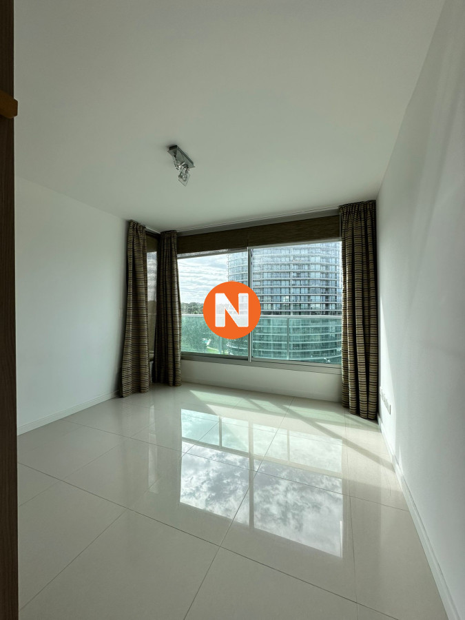 Apartamento Ref.222831 - Vende apartamento de 3 dormitorios en Gala Vista, Punta del Este 