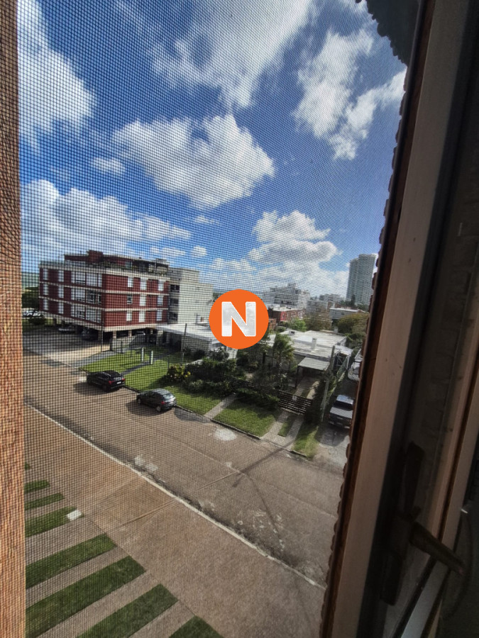 Apartamento Ref.225417 - Apartamento en venta 2 dormitorios en Punta del Este. Primera línea mansa