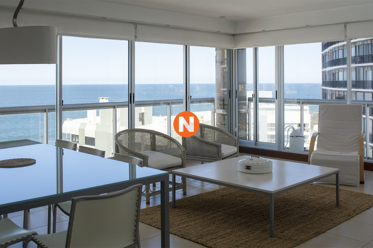 Apartamento Ref.224888 - Apartamento de 2 dormitorios con vista al mar en venta en Peninsula.