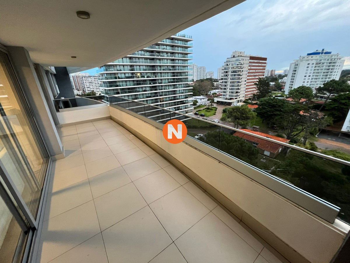 Apartamento Ref.222887 - Apartamento en Venta de 3 dormitorios en Aidy Grill , Punta del este 