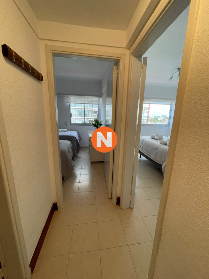 Apartamento Ref.224888 - Apartamento de 2 dormitorios con vista al mar en venta en Peninsula.