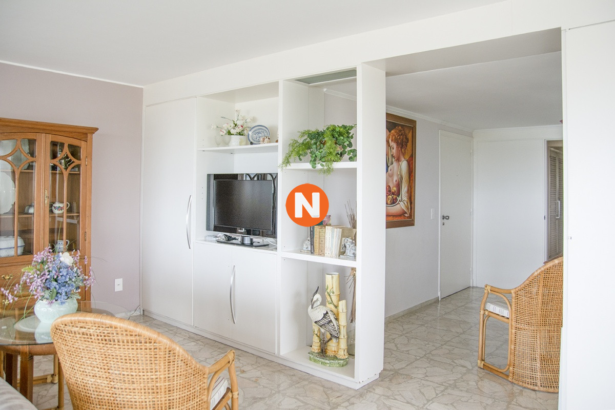 Apartamento Ref.225343 - Departamento de 3 dormitorios en venta frente al mar, torre emblematica