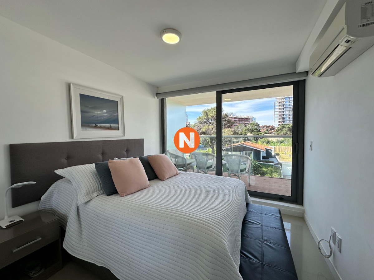 Apartamento Ref.224926 - Vende apartamento de 1 dormitorio y medio en Peninsula, Punta del Este