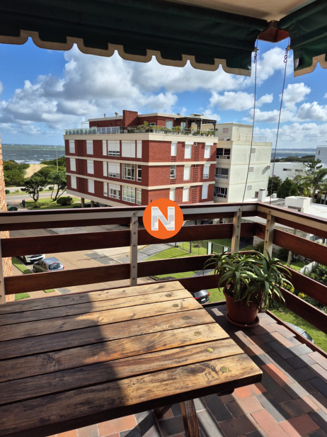 Apartamento en venta 2 dormitorios en Punta del Este. Primera línea mansa - NLV225417A