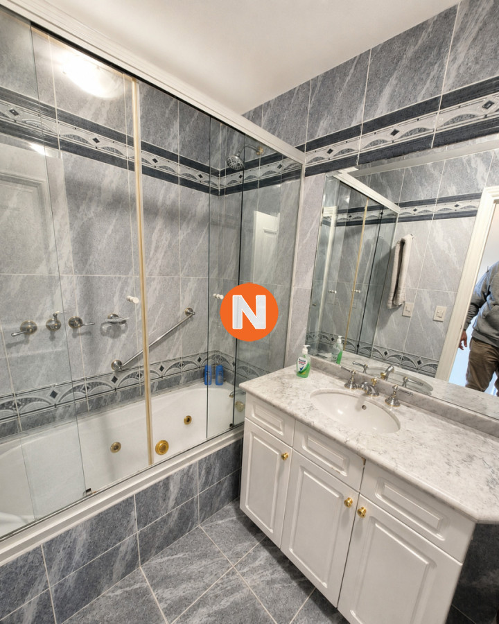 Apartamento Ref.225272 - Departamento de 3 dormitorios en venta en Coral Tower en venta