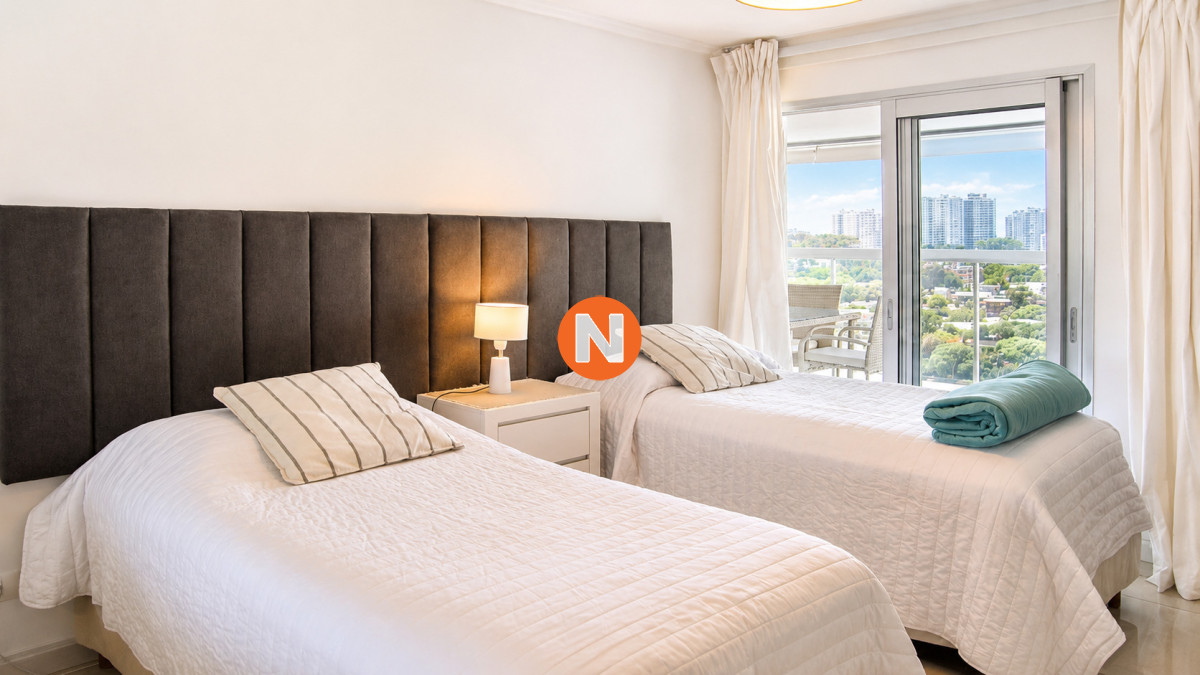 Apartamento Ref.225391 - Departamento de 2 dormirorios en venta en Miami Boulevard, Punta del Este