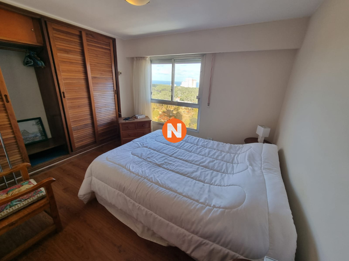 Apartamento Ref.224961 - Vende espectacular apartamento de 3 dormitorios en Punta del Este