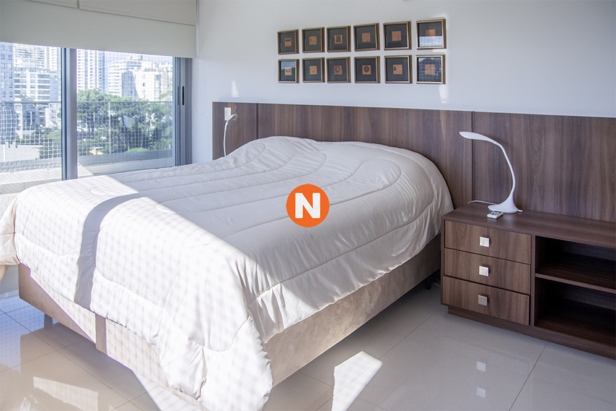 Apartamento Ref.222886 - Apartamento en venta en Torre esmeralda de 3 dormitorios , en Punta del Este