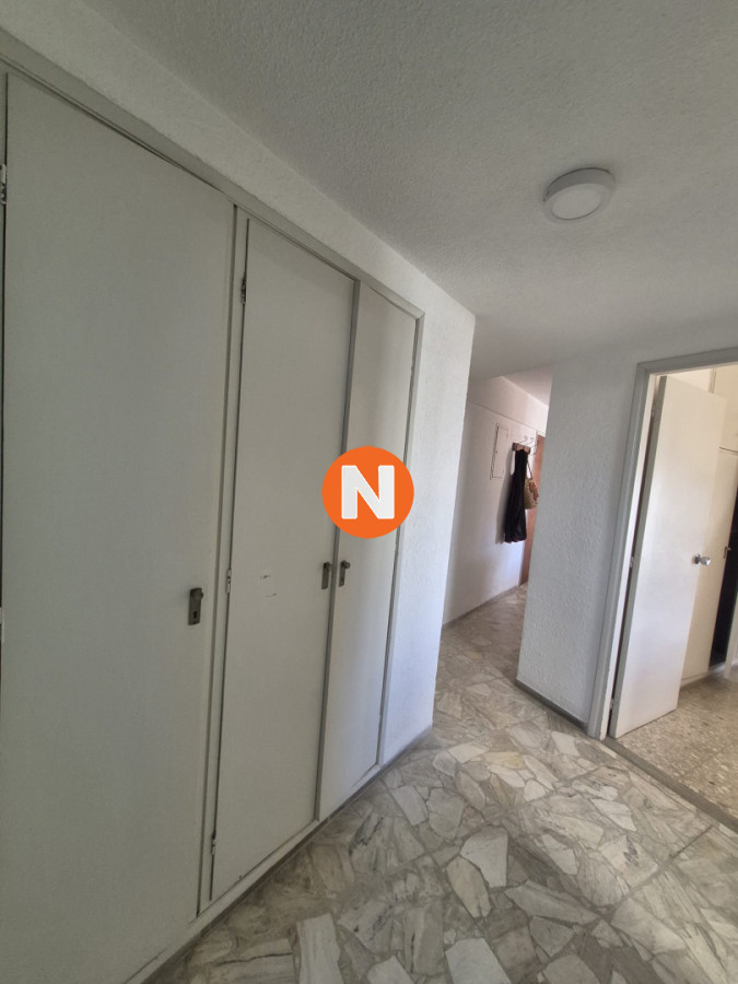 Apartamento Ref.225417 - Apartamento en venta 2 dormitorios en Punta del Este. Primera línea mansa
