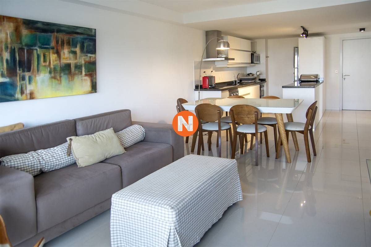 Apartamento Ref.222886 - Apartamento en venta en Torre esmeralda de 3 dormitorios , en Punta del Este