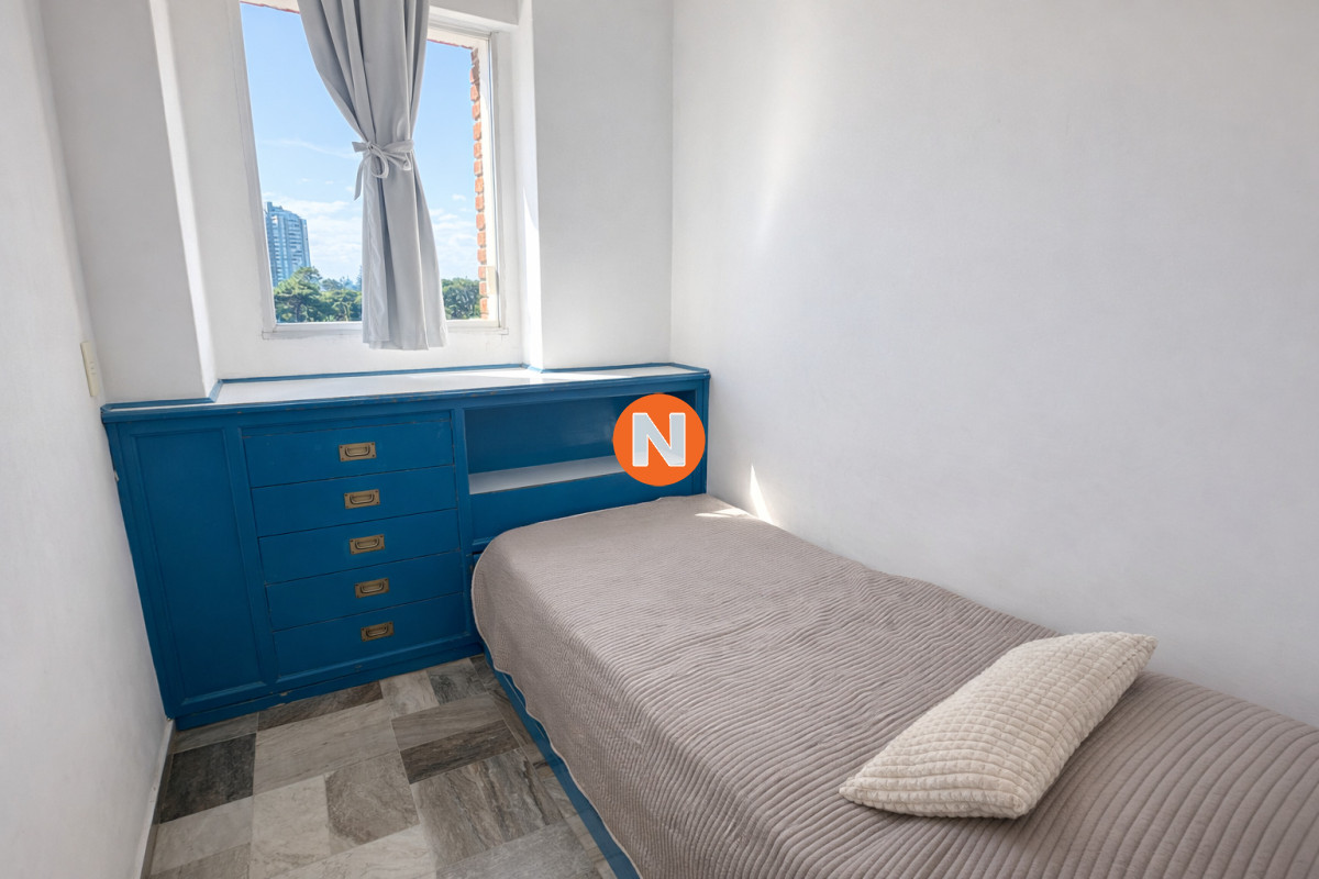 Apartamento Ref.224929 - En venta apartamento de 2 dormitorios y medio, esquinero en Arcobaleno, Punta del Este