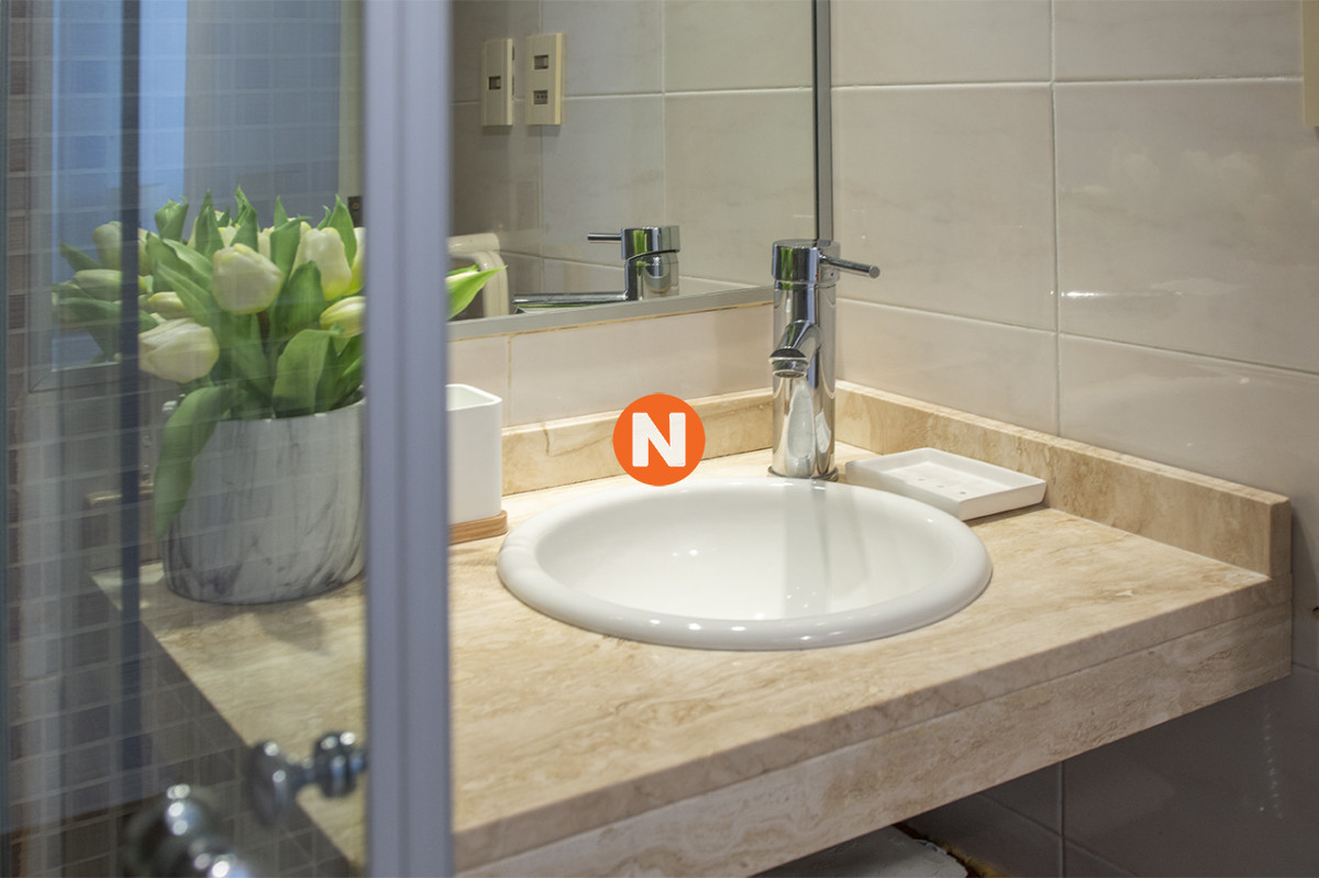 Apartamento Ref.224888 - Apartamento de 2 dormitorios con vista al mar en venta en Peninsula.