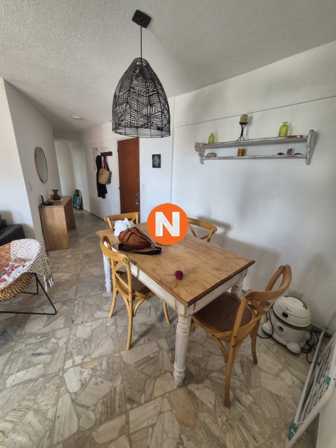 Apartamento Ref.225417 - Apartamento en venta 2 dormitorios en Punta del Este. Primera línea mansa