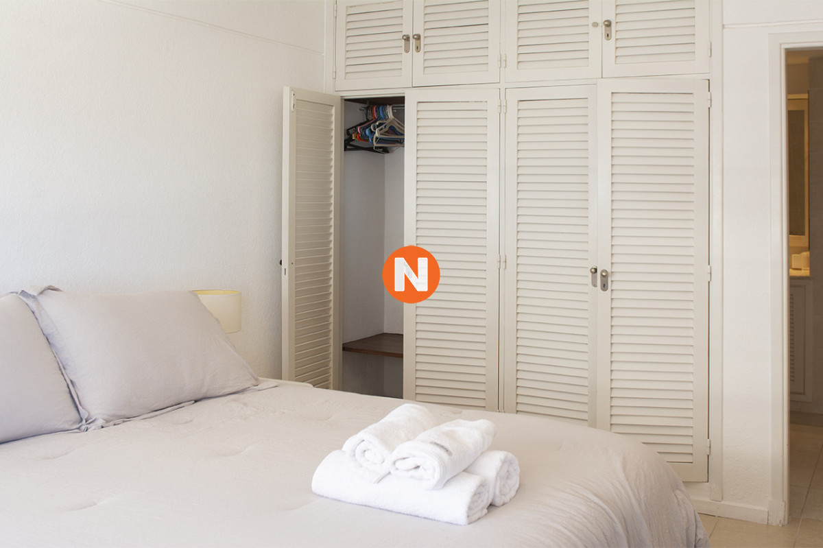 Apartamento Ref.224888 - Apartamento de 2 dormitorios con vista al mar en venta en Peninsula.