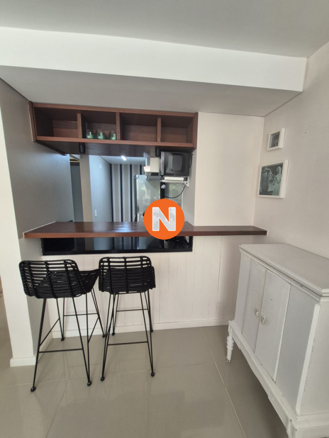 Apartamento Ref.225068 - Apartamento en Venta de 2 dormitorios en Punta del Este Sobre Roosevelt