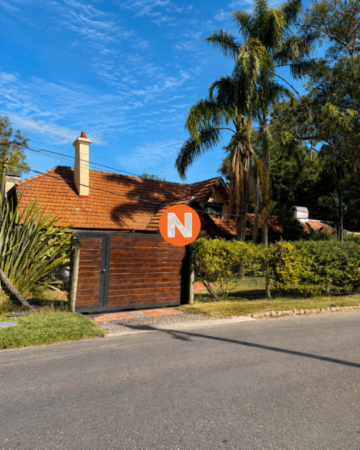 Casa Ref.226050 - Casa en venta en Pinares - Punta del Este de 3 dormitorios en zona muy residencial y tranquila