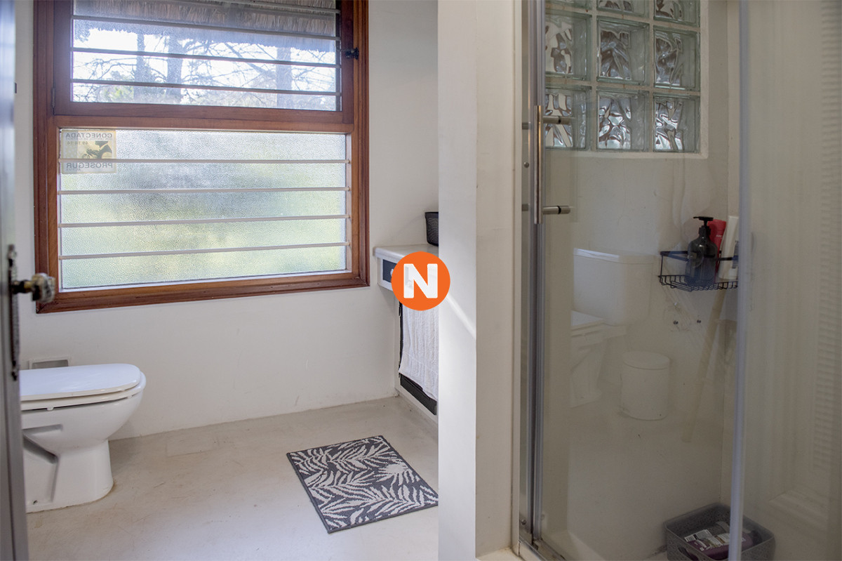 Casa Ref.225730 - Casa de 4 dormitorios en venta, en Golf Punta del Este