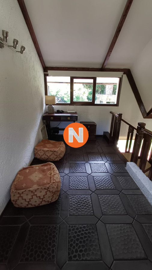 Casa Ref.225506 - Vende gran casa para vivir todo el año, de 3 dormitorios en Punta del Este 