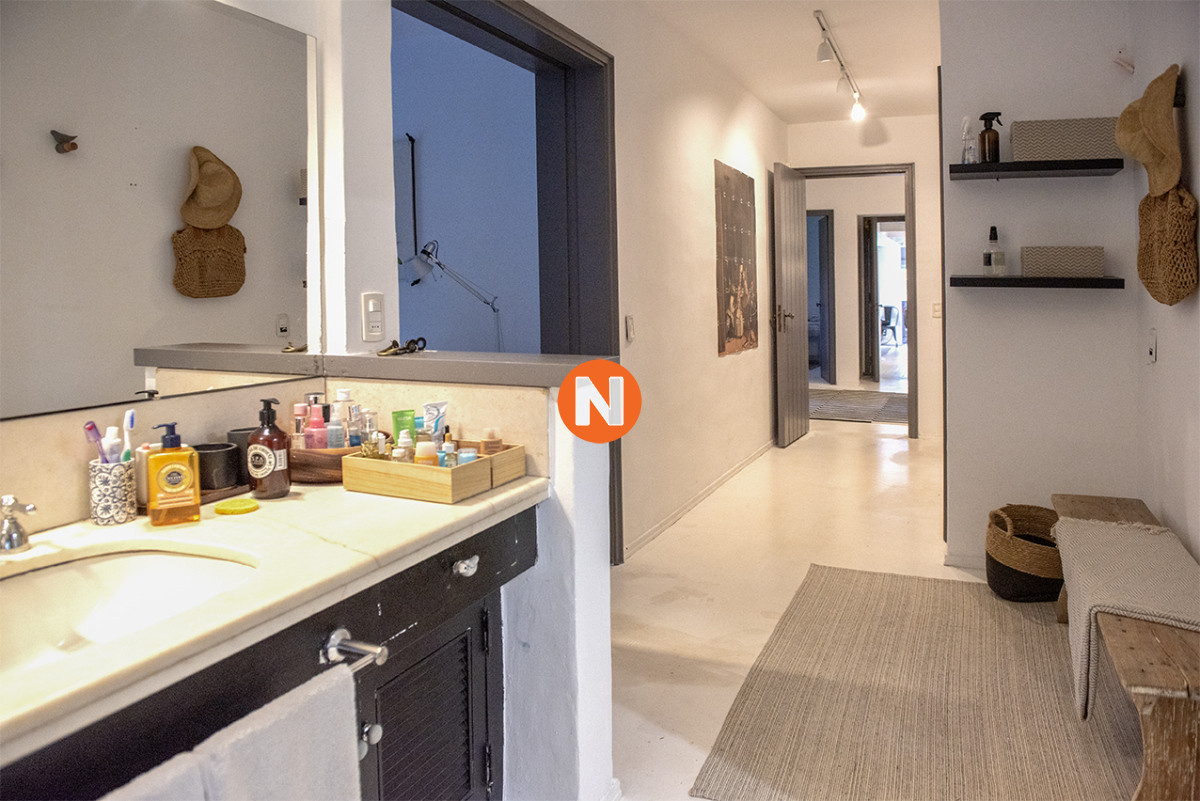 Casa Ref.225730 - Casa de 4 dormitorios en venta, en Golf Punta del Este