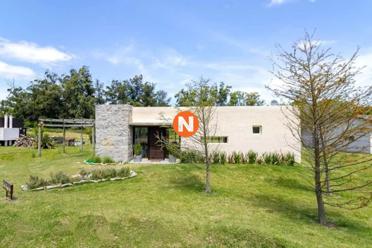 Casa Ref.222900 - Vende casa en Punta Ballena de 2 dormitorios.