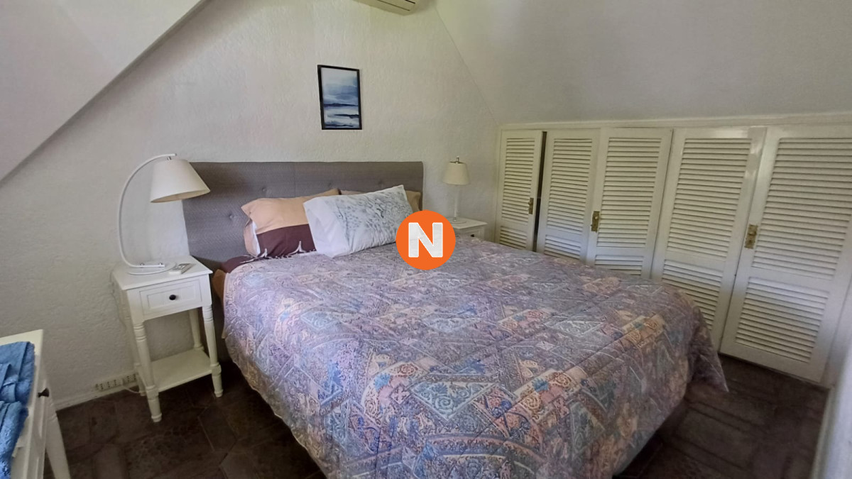 Casa Ref.225506 - Vende gran casa para vivir todo el año, de 3 dormitorios en Punta del Este 