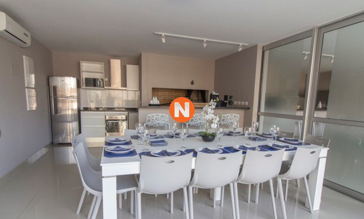 Apartamento Ref.225480 - En venta apartamento en Brava, Punda del Este de 2 dormitorios.