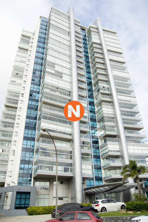 Apartamento Ref.225391 - Departamento de 2 dormirorios en venta en Miami Boulevard, Punta del Este